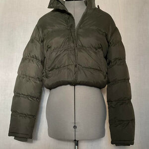 green cropped puffer jacket